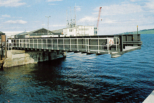Edwards Engineering's Peterhead harbour bridge construction